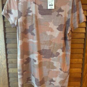 Camo t-shirt